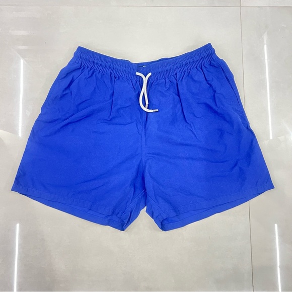 Vilebrequin
Men's Les Unis Solid Swim Trunks - Picture 3 of 7